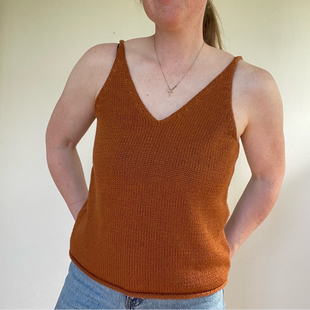 Rust Knit V-Neck Tank Top - Women